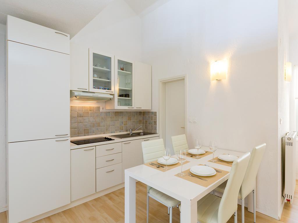 Apartments Gala Poreč Eksteriør bilde